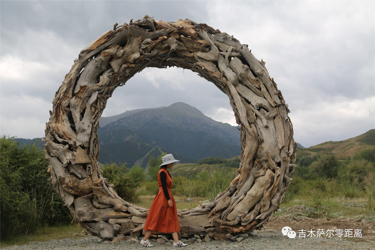 雕塑创作营为新农村建设注入文化活力